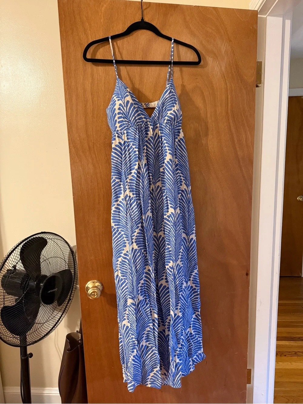 Abercrombie & Fitch Blue and White Palm-Print Maxi Dress
